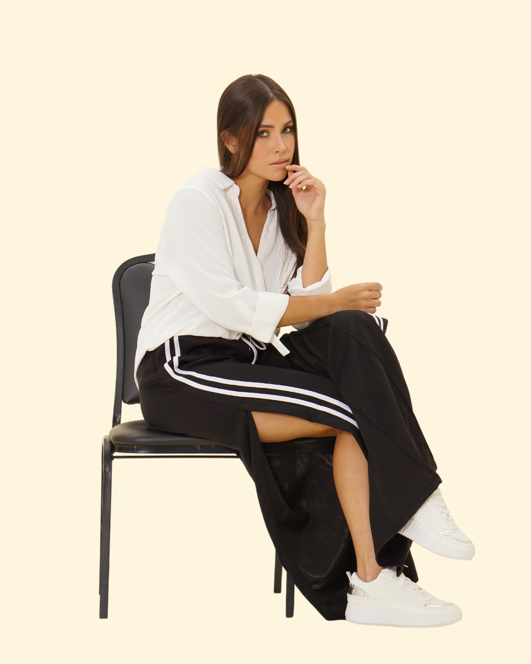 SIDE SLIT TRACK PANTS