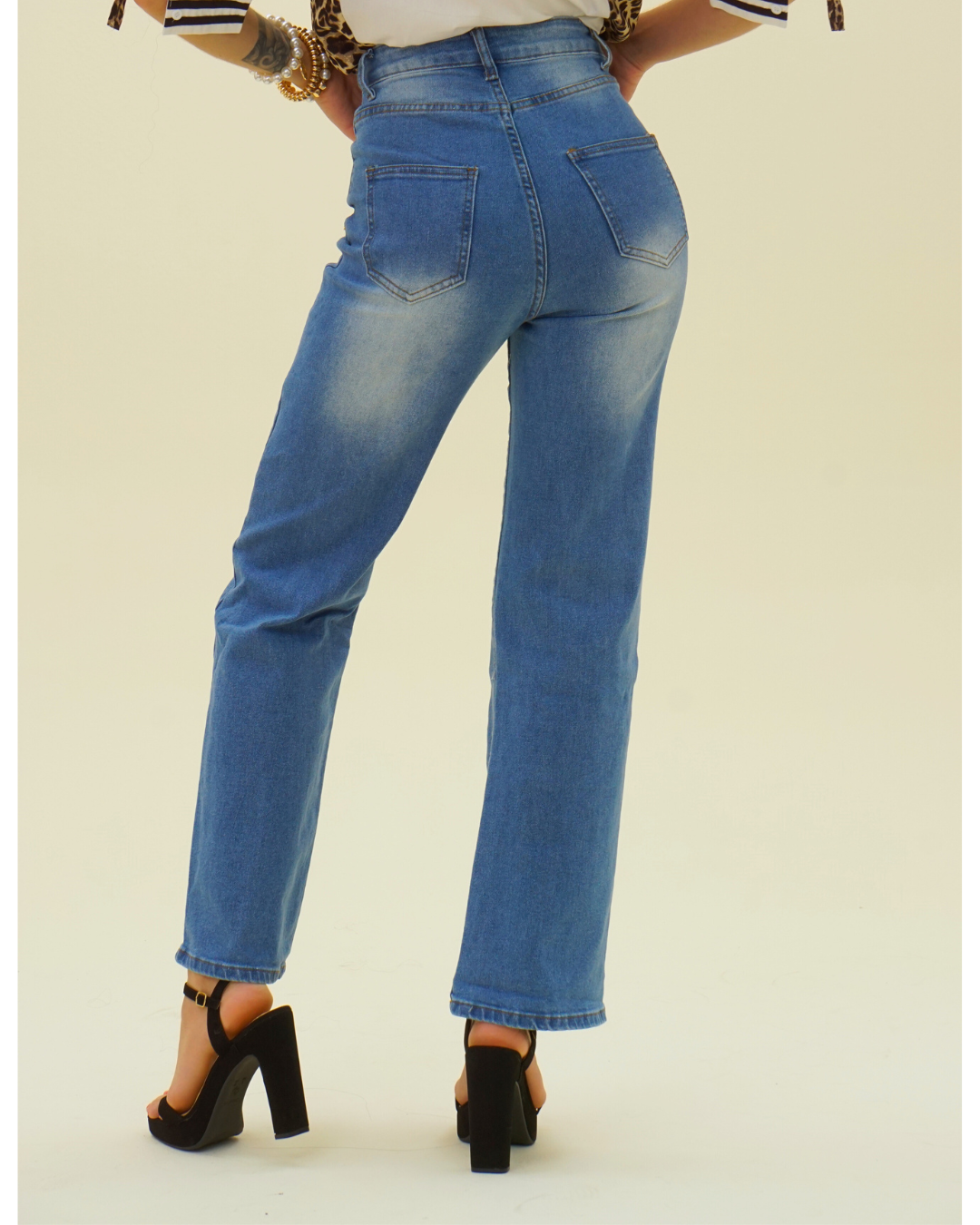 HIGH WAIST WIDE LEG BAGGY JEAN